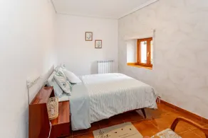 Elizabeth's little house - Image 2