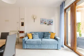 Sunshine House - Image 2