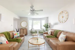 P&D’s Harmony House|20 Mins to Airport & Downtown - Image 2