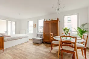 Quiet nest, central, little France - Image 3