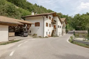 Mühlhof Weinberg (Mill farm, vineyard room) - Image 2
