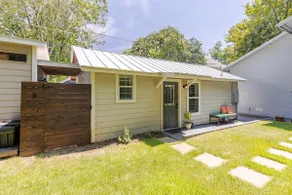 Private Central Austin Guesthouse - Image 2