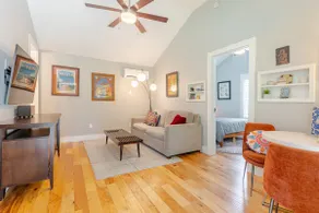 Private Central Austin Guesthouse - Image 5