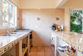 La Esperanza — Cozy Home Near the Beach - Image 3
