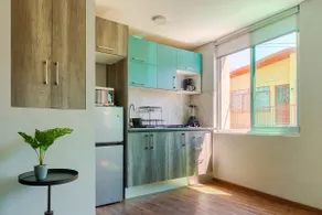 Modern Apt Steps from San Marcos Garden | Downtown - Image 5