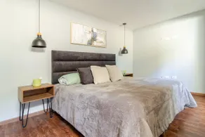 Modern Apt Steps from San Marcos Garden | Downtown - Image 4