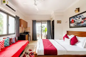 Faodail 6 - Luxury Studio at Acron Seawinds, Baga - Image 2