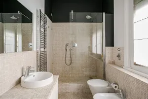Newly Renovated Flat near Duomo, AC - Image 5