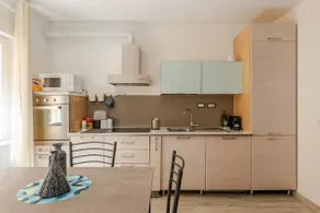 Modern Apt. near the center + Free parking + WIFI - Image 5