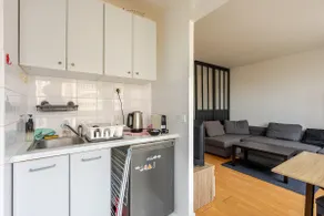 Bright apartment near line 14 - Image 3