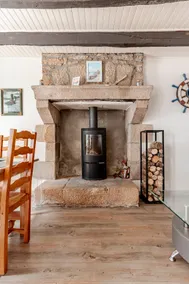 Breton farmhouse with terrace, cleaning included - Image 4