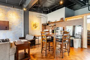 Spacious adult studio/No extra charge for up to 7 people/Free parking/Many restaurants/Near the sea - Image 4