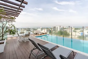 SOHA Suites Luxurious Apartment! - Image 2