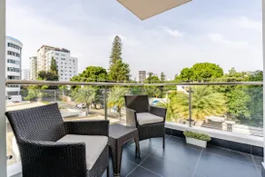 SOHA Suites Luxurious Apartment! - Image 5