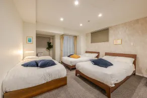 Latre Hakata - Theater Studio Room - Accommodates 8 - 3 minutes from Nakasu-Kawabata Station - Image 3
