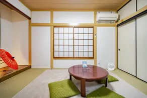 Real Japanese Home｜Tatami｜Projector｜6 ppl　Tokyo - Image 2