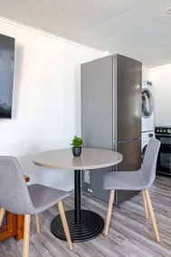 Enjoy your home away from home - Image 3