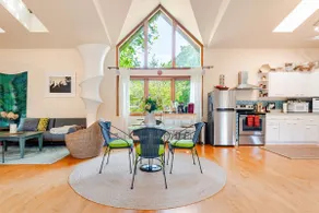creative wonderous loft house - Image 3
