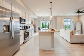 Great new build townhome near Easton/airport! - Image 3