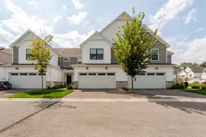 Great new build townhome near Easton/airport! - Image 5