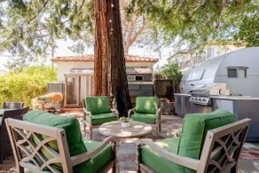 Tranquil 1 Bedroom Hideout in Altadena! - Image 2