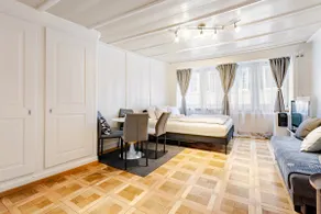 Comfort & Connection in Zurich City - Portable AC - Image 2