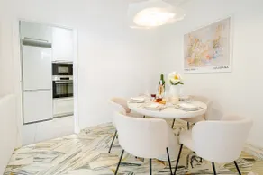 High ceiling impeccable apartment in Monaco - Image 3