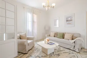 High ceiling impeccable apartment in Monaco - Image 5