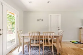 Pet friendly independent home with backyard - Image 3