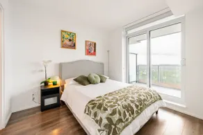 3 Bedroom/2 Bath/Free Parking/Skytrain access - Image 3