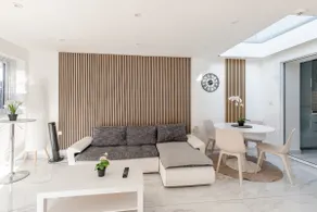 Spacious and bright one bedroom apartment - Image 2