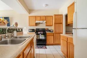 The Holiday Hideaway | 3 BR 2.5 BA Chambersburg - Image 4