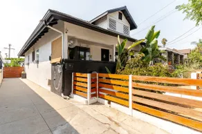 Private, Spacious, Bright & Modern home near DTLA - Image 4