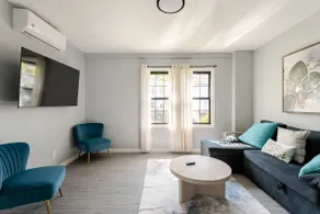 Modern 3 Bed House in Black Rock - Image 2