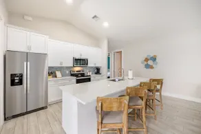 Tropical Bonita Springs home, Beaches, Golf, Canal front for fishing & swim spa! - Image 5