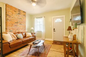Cute Columbus Bungalow/7 min from Downtown! - Image 2