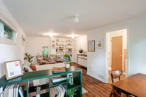 Midcentury Lakeside Guest Suite - Image 2
