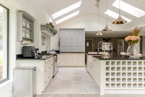 Private Farmhouse in Cheshire, 4 Bedrooms, Hot Tub - Image 5
