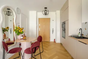 Cozy Terrace Apt | Park & Lake | 15 min to Center - Image 4