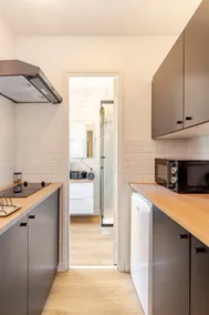 Le Galilée – Quiet Air-Conditioned Studio in Downtown - Image 5