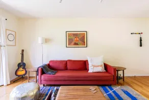Chic & Private Cottage on Mini Urban Farm - Image 4