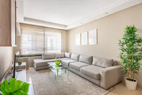 Chic & Stylish 2 Bedrooms /Casa city center/Garage - Image 3