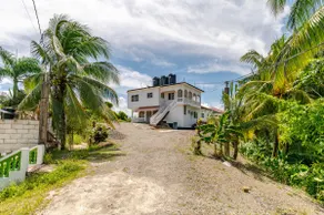 Sea Breeze Hideaway - Image 2