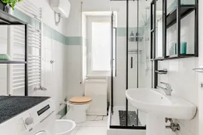 HOMAS ROMA [near Metro B] 15 min to City Center - Image 5
