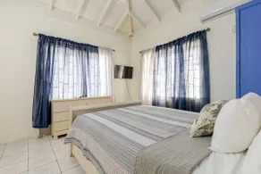 The Dream Nest At Csompo Silver Manor - Image 5