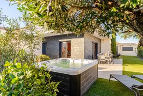 Villa with Hot Tub, Pool, Air Conditioning, Wi-Fi, Parking, Golf Course & Lake - Image 2