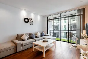 Luxury Apartment at a Bargain - Image 4