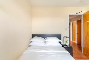 Fully furnished 3 bedroom 2 bathroom apartment unit with air conditioning - Image 3