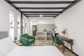 Tiny Retreat in the Heart of Oax with AC - Image 4