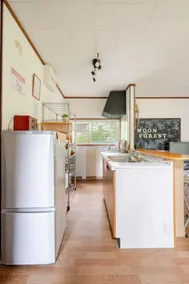 Private rental in the forest, 30-minute drive from Nagano Station | Near a ski resort, covered BBQ deck - Image 4